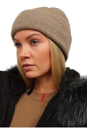 Женская кашемировая шапка INVERNI темно-бежевого цвета, арт. 5080 CM | Фото 2 (Материал: Текстиль, Шерсть, Кашемир)