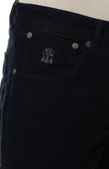 Мужские хлопковые брюки BRUNELLO CUCINELLI темно-синего цвета, арт. M279DI1780 | Фото 5 (Длина (брюки, джинсы): Стандартные; Случай: Повседневный; Материал внешний: Хлопок; Стили: Кэжуэл)