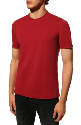 Мужская хлопковая футболка  BRUNELLO CUCINELLI красного цвета, арт. M0T611308 | Фото 3 (Принт: Без принта; Рукава: Короткие; Длина (для топов): Стандартные; Материал внешний: Хлопок; Размерность: Маломерит; Стили: Кэжуэл)