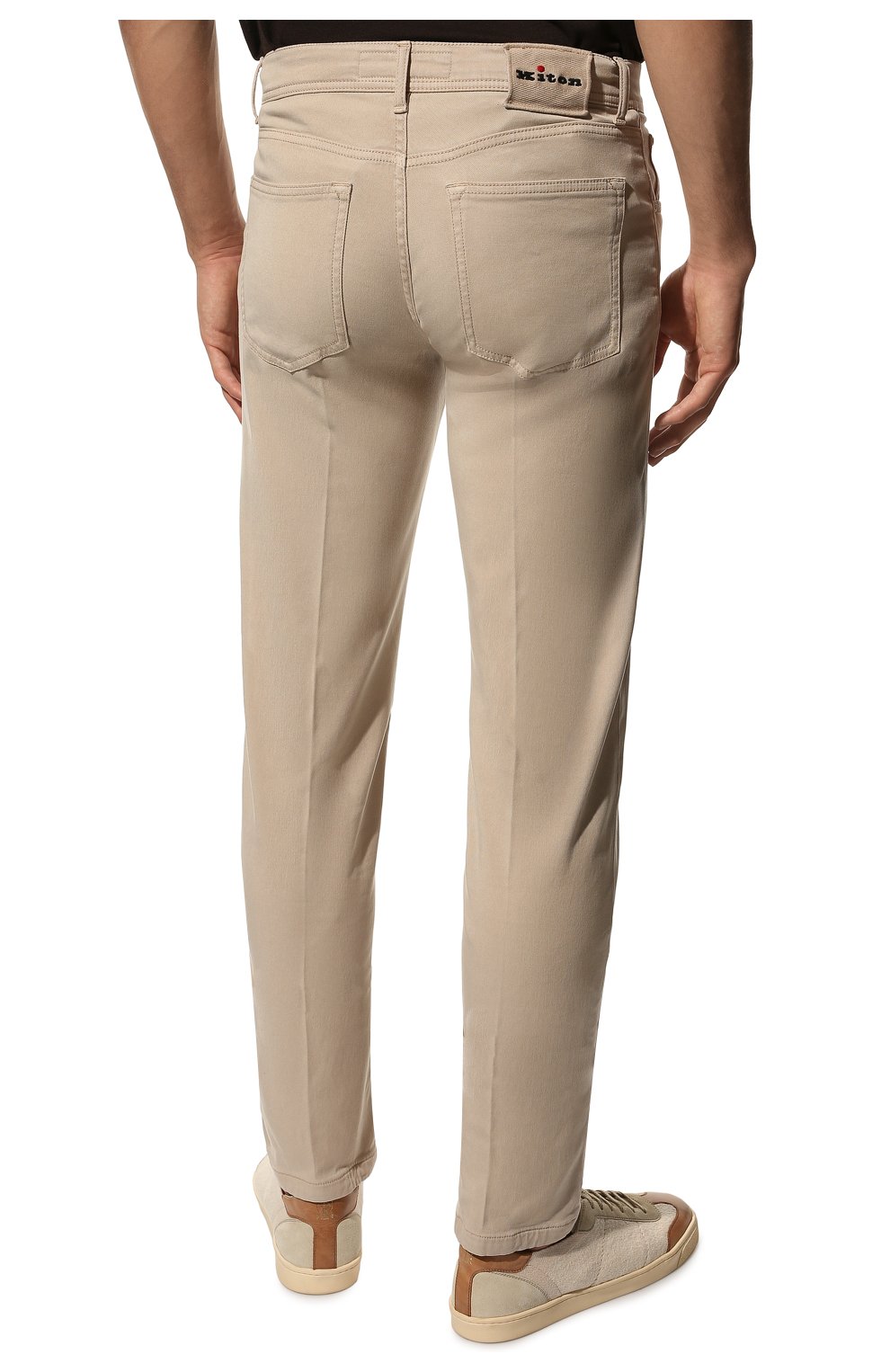 Мужские брюки KITON светло-бежевого цвета, арт. UPNJSJ0304B | Фото 4 (Длина (брюки, джинсы): Стандартные; Случай: Повседневный; Материал внешний: Хлопок, Лиоцелл, Растительное волокно; Стили: Кэжуэл)