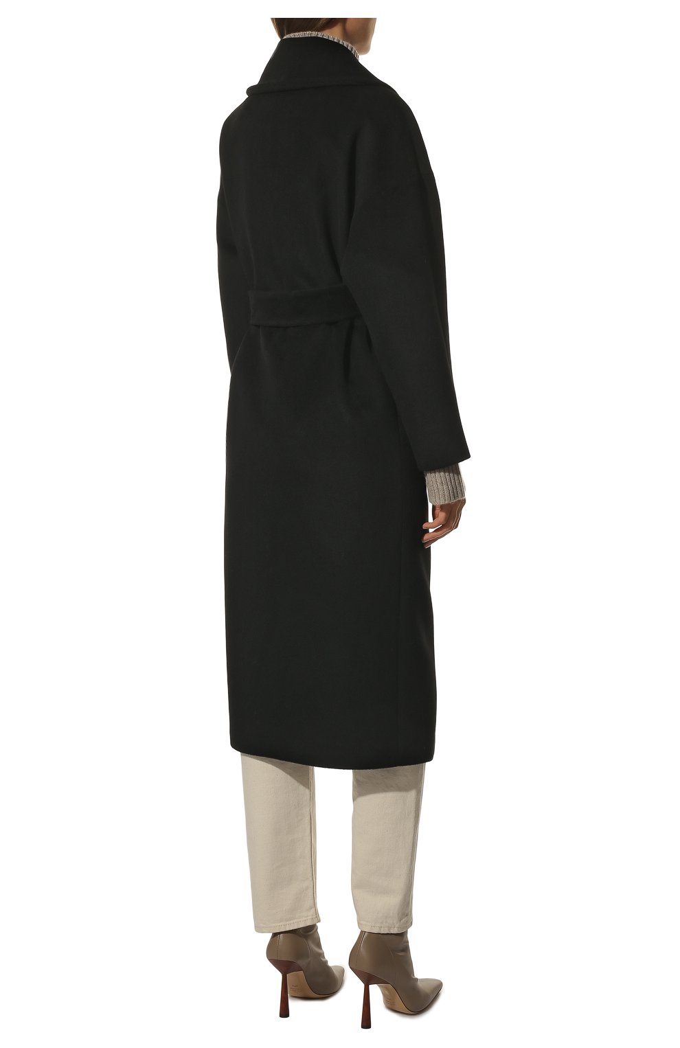 Женское шерстяное пальто VICTORIA ANDREYANOVA черного цвета, арт. A-FW22-9327-2 | Фото 4 (Материал внешний: Шерсть; Рукава: Длинные; Длина (верхняя одежда): Длинные; 1-2-бортные: Однобортные; Материал подклада: Вискоза; Стили: Кэжуэл)