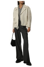 Женская кожаная куртка PRADA белого цвета, арт. 58A063-FLY-F0009 | Фото 2 (Кросс-КТ: Куртка; Рукава: Длинные; Стили: Гранж; Материал внешний: Натуральная кожа; Женское Кросс-КТ: Замша и кожа; Длина (верхняя одежда): Короткие)