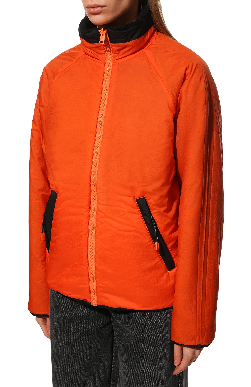 Женская куртка WOOLRICH черного цвета, арт. CFWWSW0086FR/UT2958 | Фото 6 (Кросс-КТ: Куртка; Рукава: Длинные; Материал внешний: Синтетический материал; Стили: Спорт-шик; Материал подклада: Синтетический материал; Длина (верхняя одежда): Короткие)