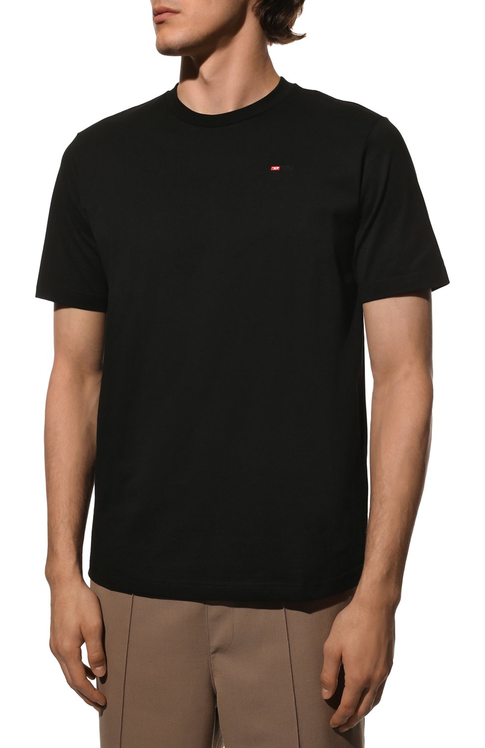 Мужская хлопковая футболка DIESEL черного цвета, арт. A06418/0HFAX | Фото 3 (Принт: Без принта; Рукава: Короткие; Длина (для топов): Стандартные; Материал внешний: Хлопок; Стили: Кэжуэл)