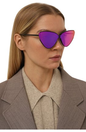 Женские солнцезащитные очки BALENCIAGA фиолетового цвета, арт. BB0191S 003 | Фото 2 (Тип очков: С/з; Материал: Металл; Оптика Гендер: оптика-женское; Очки форма: Cat-eye)