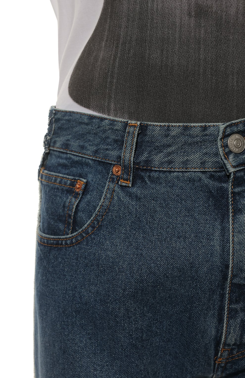 Женские джинсы MM6 синего цвета, арт. S52LA0137/S30828 | Фото 5 (Кросс-КТ: Деним; Силуэт Ж (брюки и джинсы): Прямые; Стили: Гранж; Материал внешний: Хлопок, Деним; Детали: Потертости; Длина (брюки, джинсы): Укороченные)