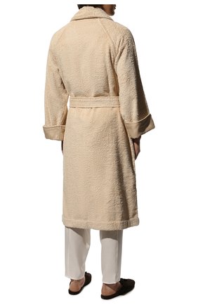 Мужской хлопковый халат FRETTE бежевого цвета, арт. FR4645 D2060 G02X | Фото 4 (Рукава: Длинные; Кросс-КТ: домашняя одежда; Материал внешний: Хлопок; Длина (верхняя одежда): Длинные)