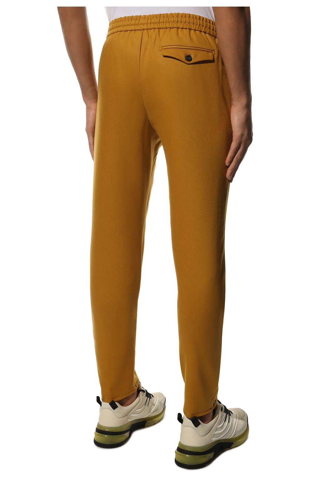 Мужские шерстяные брюки BERWICH желтого цвета, арт. SPIAGGIA RETR0/RD1800X | Фото 4 (Материал внешний: Шерсть; Длина (брюки, джинсы): Стандартные; Случай: Повседневный; Материал подклада: Купро; Стили: Кэжуэл)