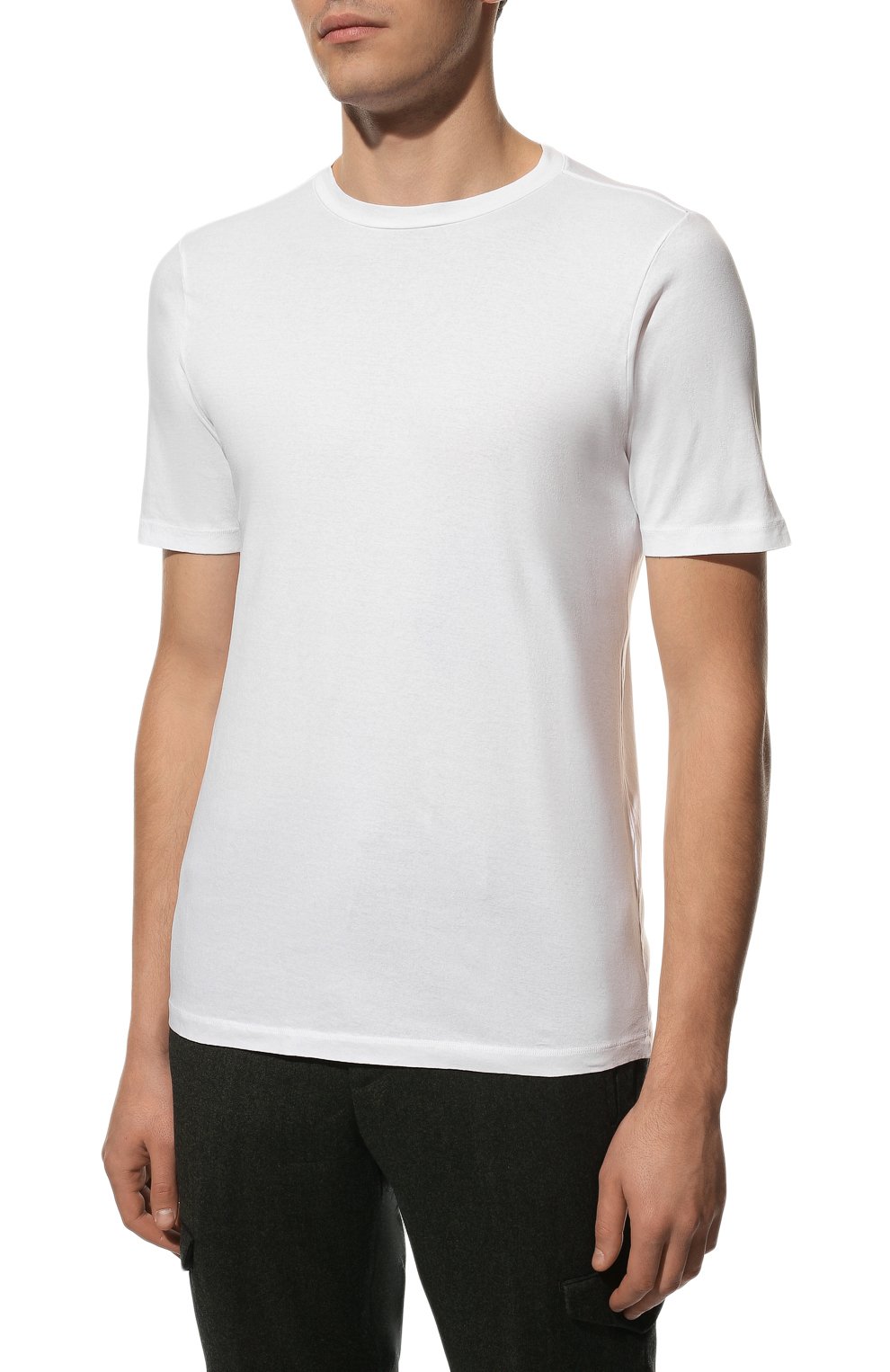 Мужская хлопковая футболка TRANSIT белого цвета, арт. CFUTRS5400 | Фото 3 (Принт: Без принта; Рукава: Короткие; Длина (для топов): Стандартные; Материал внешний: Хлопок; Стили: Кэжуэл)