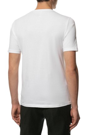 Мужская хлопковая футболка TRANSIT белого цвета, арт. CFUTRS5400 | Фото 4 (Принт: Без принта; Рукава: Короткие; Длина (для топов): Стандартные; Материал внешний: Хлопок; Стили: Кэжуэл)
