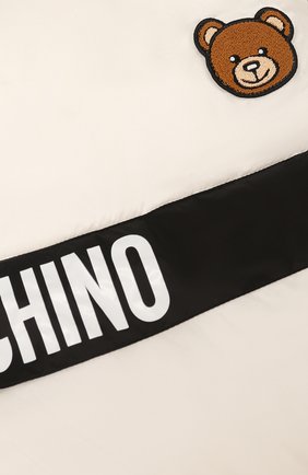 Детский утепленный конверт MOSCHINO кремвого цвета по цене 0 руб., арт. MUE00I/L3A22 | Фото 3 Детский утепленный конверт MOSCHINO кремвого цвета, арт. MUE00I/L3A22 | Фото 3 (Тематический товар: Teddy Bear)