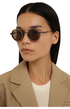 Женские солнцезащитные очки AKONI коричневого цвета, арт. AKS-505C | Фото 2 (Тип очков: С/з; Кросс-КТ: С/з-унисекс; Очки форма: Круглые; Оптика Гендер: оптика-унисекс)