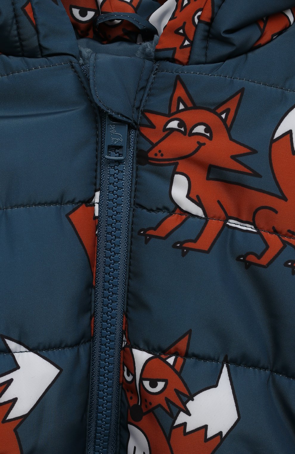 Детского утепленный комбинезон STELLA MCCARTNEY синего цвета по цене 19300 руб., арт. 8R2558 | Фото 3 Детского утепленный комбинезон STELLA MCCARTNEY синего цвета, арт. 8R2558 | Фото 3 (Кросс-КТ НВ: Верхняя одежда-одежда; Ростовка одежда: 9 мес | 74 см, 18 мес | 86 см, 24 мес | 92 см, 3 мес | 62 см, 6 мес | 68 см)