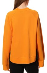 Женский хлопковый свитшот 5PREVIEW оранжевого цвета, арт. 5PWAW22044A. | Фото 4 (Рукава: Длинные; Длина (для топов): Стандартные; Женское Кросс-КТ: Свитшот-с�порт, Свитшот-одежда; Материал внешний: Хлопок; Стили: Спорт-шик)
