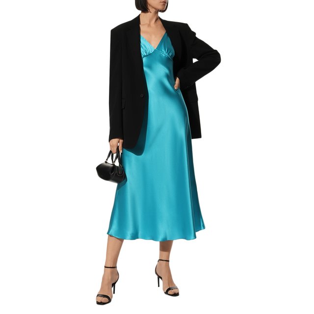 фото Шелковое платье lesyanebo