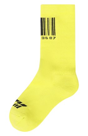 Мужские хлопковые носки VTMNTS желтого цвета, арт. VL14S0100Y/5711 | Фото 1 (Кросс-КТ: бельё; Материал внешний: Хлопок)