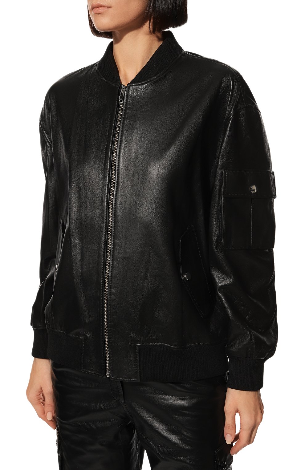 Женская кожаная куртка ADDICTED черного цвета, арт. STYLE 1 BOMBER.BLACK | Фото 3 (Кросс-КТ: Куртка; Рукава: Длинные; Стили: Гранж; Материал внешний: Натуральная кожа; Женское Кросс-КТ: Замша и кожа; Длина (верхняя одежда): Короткие)