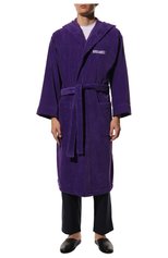 Мужской хлопковый халат DSQUARED2 фиолетового цвета, арт. D7P404220 | Фото 2 (Рукава: Длинные; Кросс-КТ: домашняя одежда; Материал внешний: Хлопок; Длина (верхняя одежда): Длинные)