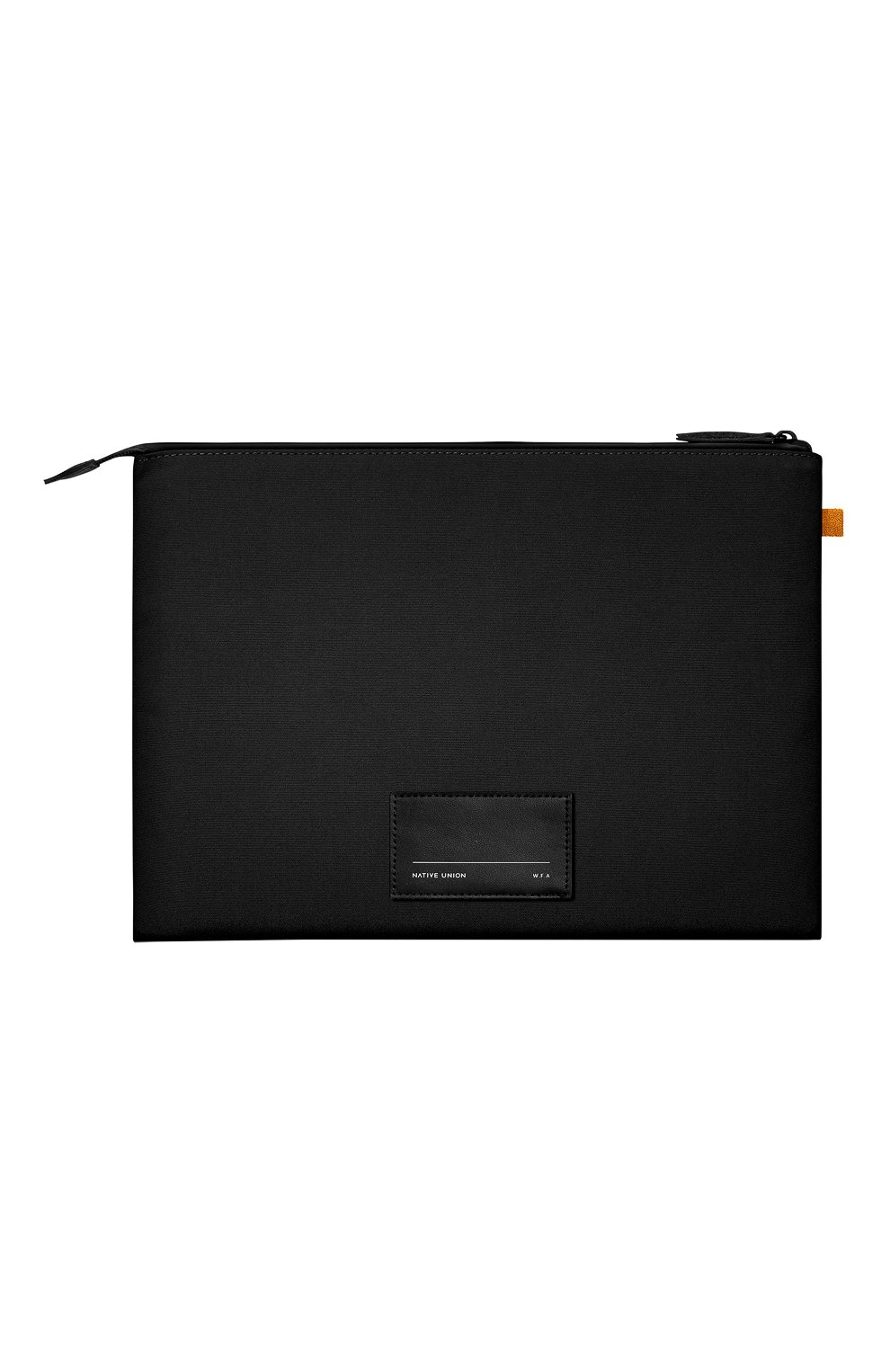 Защитный чехол stow lite sleeve для macbook 16" NATIVE UNION черного цвета по цене 7590 руб., арт. STOW-LT-MBS-BLK-16 | Фото 2 Защитный чехол stow lite sleeve для macbook 16" NATIVE UNION черного цвета, арт. STOW-LT-MBS-BLK-16 | Фото 2