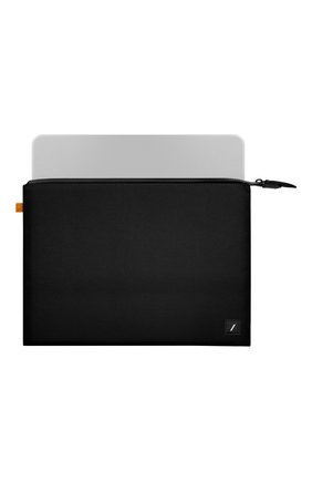 Защитный чехол stow lite sleeve для macbook 16" NATIVE UNION черного цвета по цене 7590 руб., арт. STOW-LT-MBS-BLK-16 | Фото 3 Защитный чехол stow lite sleeve для macbook 16" NATIVE UNION черного цвета, арт. STOW-LT-MBS-BLK-16 | Фото 3