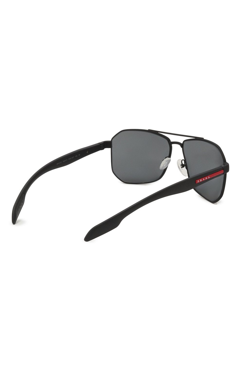 Мужские солнцезащитные очки PRADA черного цвета, арт. SPS51V-FDG0-F05Z1-062 | Фото 4 (Кросс-КТ: С/з-мужское; Тип очков: С/з; Оптика Гендер: оптика-мужское)