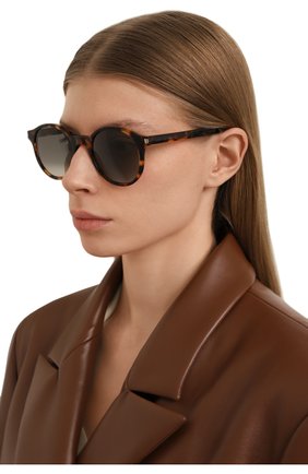 Женские солнцезащитные очки SAINT LAURENT леопардового цвета, арт. SL 521 004 | Фото 2 (Кросс-КТ: С/з-унисекс; Тип очков: С/з; Очки форма: Квадратные; Оптика Гендер: оптика-унисекс)