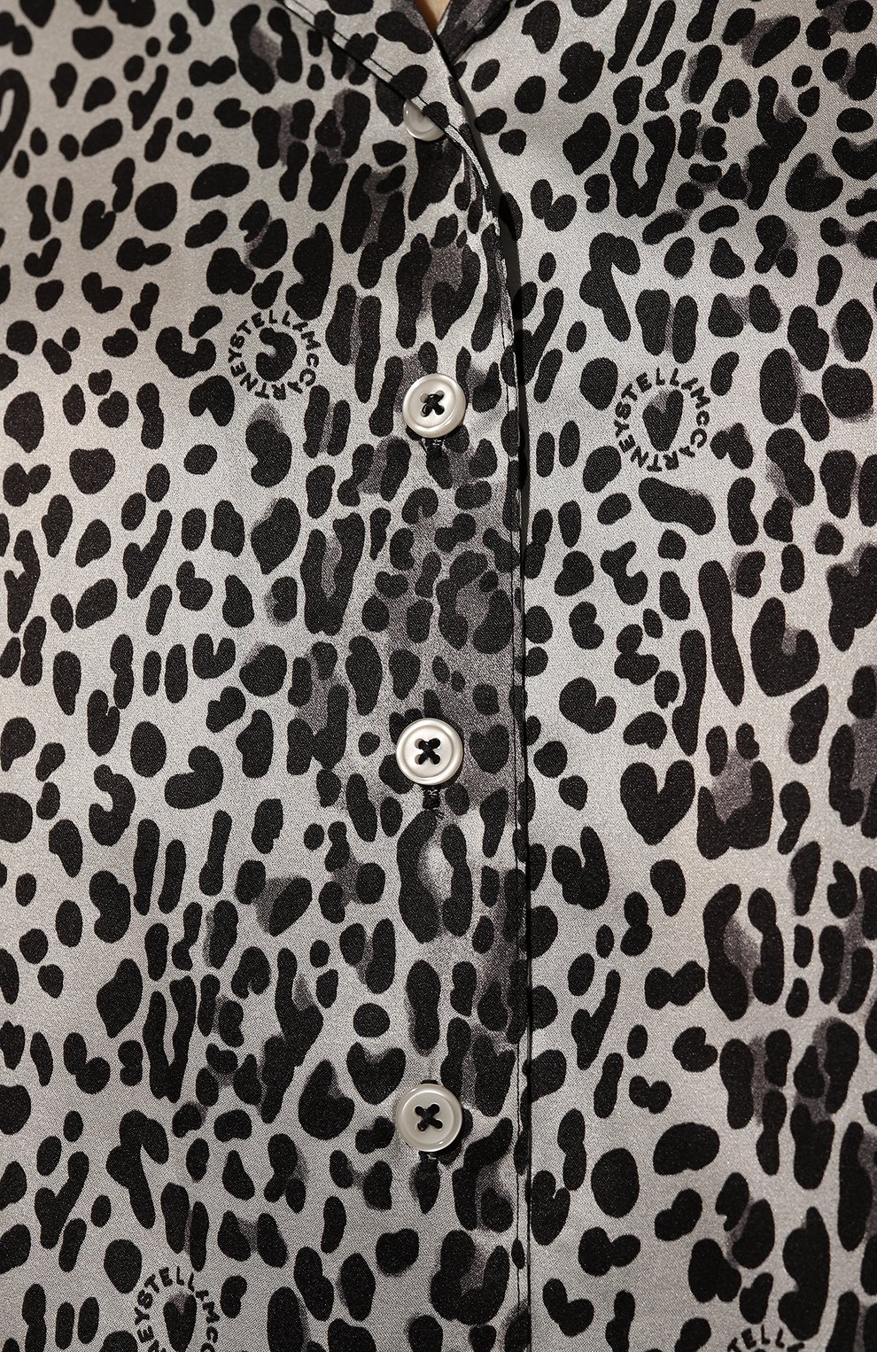 Женская шелковая рубашка STELLA MCCARTNEY серого цвета, арт. S6H301120 | Фото 5 (Материал внешний: Шелк; Женское Кросс-КТ: Блуза-белье)