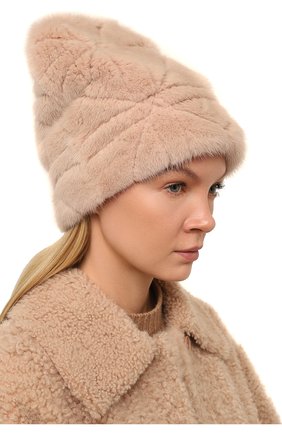 Женская шапка даймонд из меха норки FURLAND бежевого цвета, арт. 0234500110270600000 | Фото 2 (Материал: Натуральный мех)