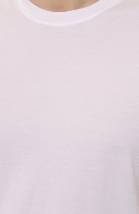 Мужская хлопковая футболка FEDELI белого цвета, арт. 6UEF0103 | Фото 5 (Принт: Без принта; Рукава: Короткие; Длина (для топов): Стандартные; Материал внешний: Хлопок; Стили: Кэжуэл)