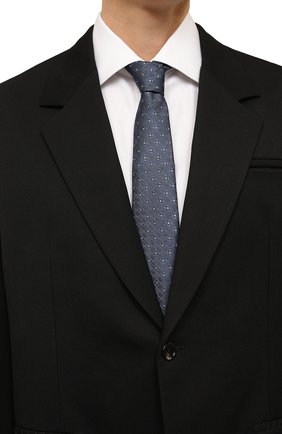 Мужской шелковый галстук GIORGIO ARMANI темно-синего цвета, арт. 360054/3R929 | Фото 2 (Принт: С принтом; Материал: Текстиль, Шелк)