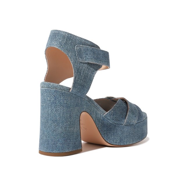 фото Кожаные босоножки agl