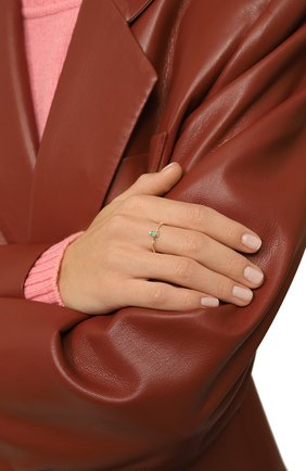 Женское кольцо с вертикальным изумрудом и бриллиантами MOONKA зеленого цвета, арт. asm-r1-y | Фото 2