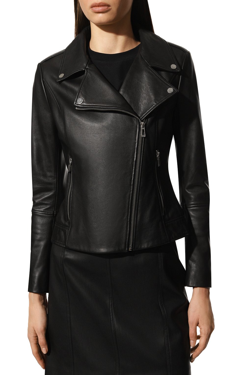 Женская кожаная куртка HUGO черного цвета, арт. 50485707 | Фото 3 (Рукава: Длинные; Материал внешний: Натуральная кожа; Длина (верхняя одежда): Короткие; Стили: Кэжуэл)