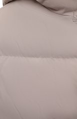 Детское пуховое пальто YVES SALOMON ENFANT бежевого цвета, арт. 23WEM905XXM09W | Фото 3 (Девочки Кросс-КТ: Пуховик-верхняя одежда; Рукава: Длинные; Материал внешний: Синтетический материал; Материал подклада: Синтетический материал; Материал утеплителя: Пух и перо)