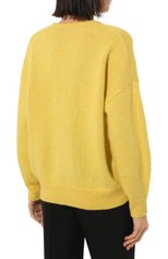 Женский свитер BOSS желтого цвета, арт. 50478295 | Фото 4 (Женское Кросс-КТ: Свитер-одежда; Материал внешний: Шерсть, Синтетический материал; Рукава: Длинные; Длина (для топов): Стандартные; Стили: Кэжуэл)