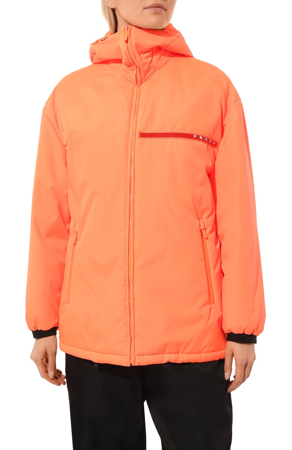 Женская куртка prada linea rossa PRADA оранжевого цвета, арт. 29Z476-1SMH-F0XNL-182 | Фото 3 (Кросс-КТ: Куртка; Рукава: Длинные; Материал внешний: Синтетический материал; Стили: Спорт-шик; Длина (верхняя одежда): Короткие)