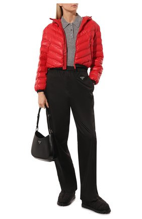 Женская куртка prada linea rossa PRADA красного цвета, арт. 291699-1T2Y-F0D17-192 | Фото 2 (Кросс-КТ: Куртка; Рукава: Длинные; Материал внешний: Синтетический материал; Стили: Спорт-шик; Длина (верхняя одежда): Короткие)