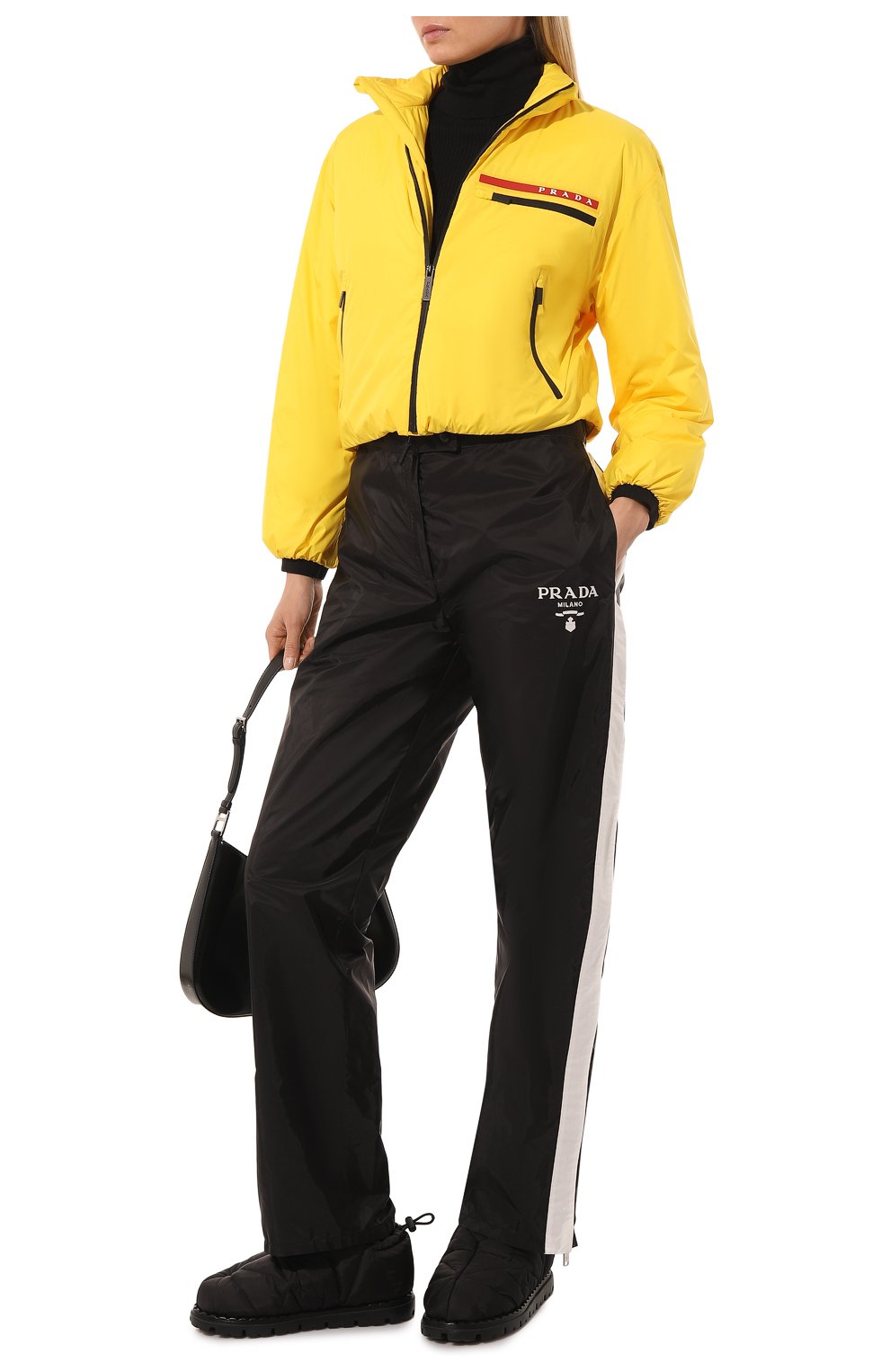 Женская куртка prada linea rossa PRADA желтого цвета, арт. 291851-1XYW-F0010-202 | Фото 2 (Кросс-КТ: Куртка; Рукава: Длинные; Материал внешний: Синтетический материал; Стили: Спорт-шик; Длина (верхняя одежда): Короткие)