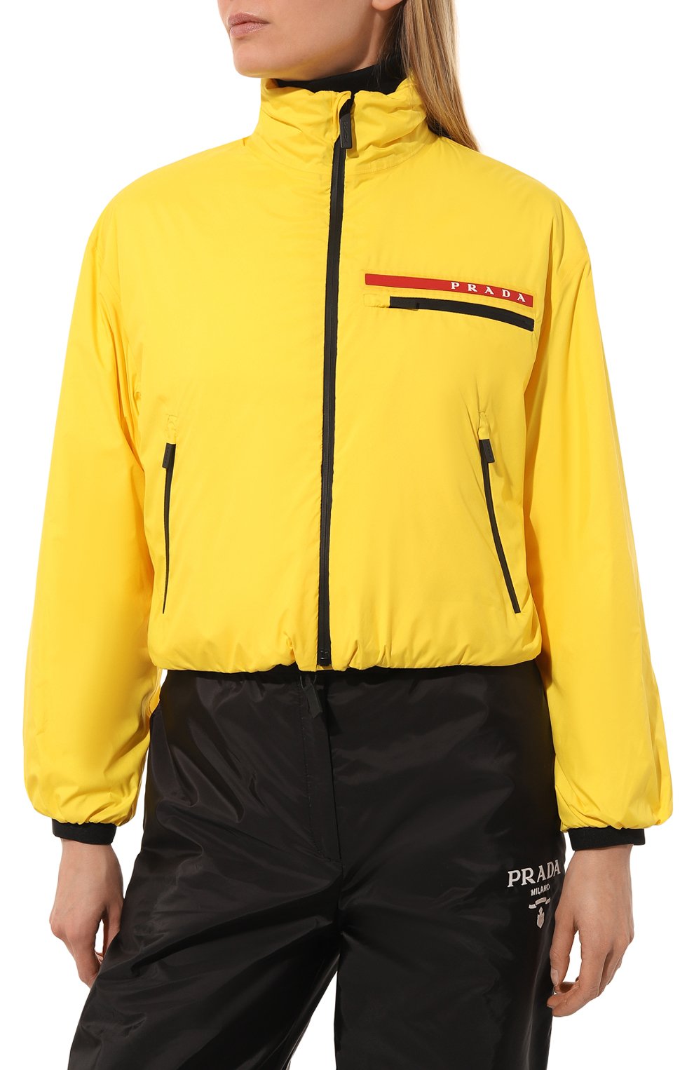 Женская куртка prada linea rossa PRADA желтого цвета, арт. 291851-1XYW-F0010-202 | Фото 3 (Кросс-КТ: Куртка; Рукава: Длинные; Материал внешний: Синтетический материал; Стили: Спорт-шик; Длина (верхняя одежда): Короткие)