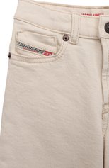 Детские джинсы DIESEL кремвого цвета, арт. J00818/KXBDB | Фото 3 (Детали: Однотонный; Материал внешний: Хлопок)