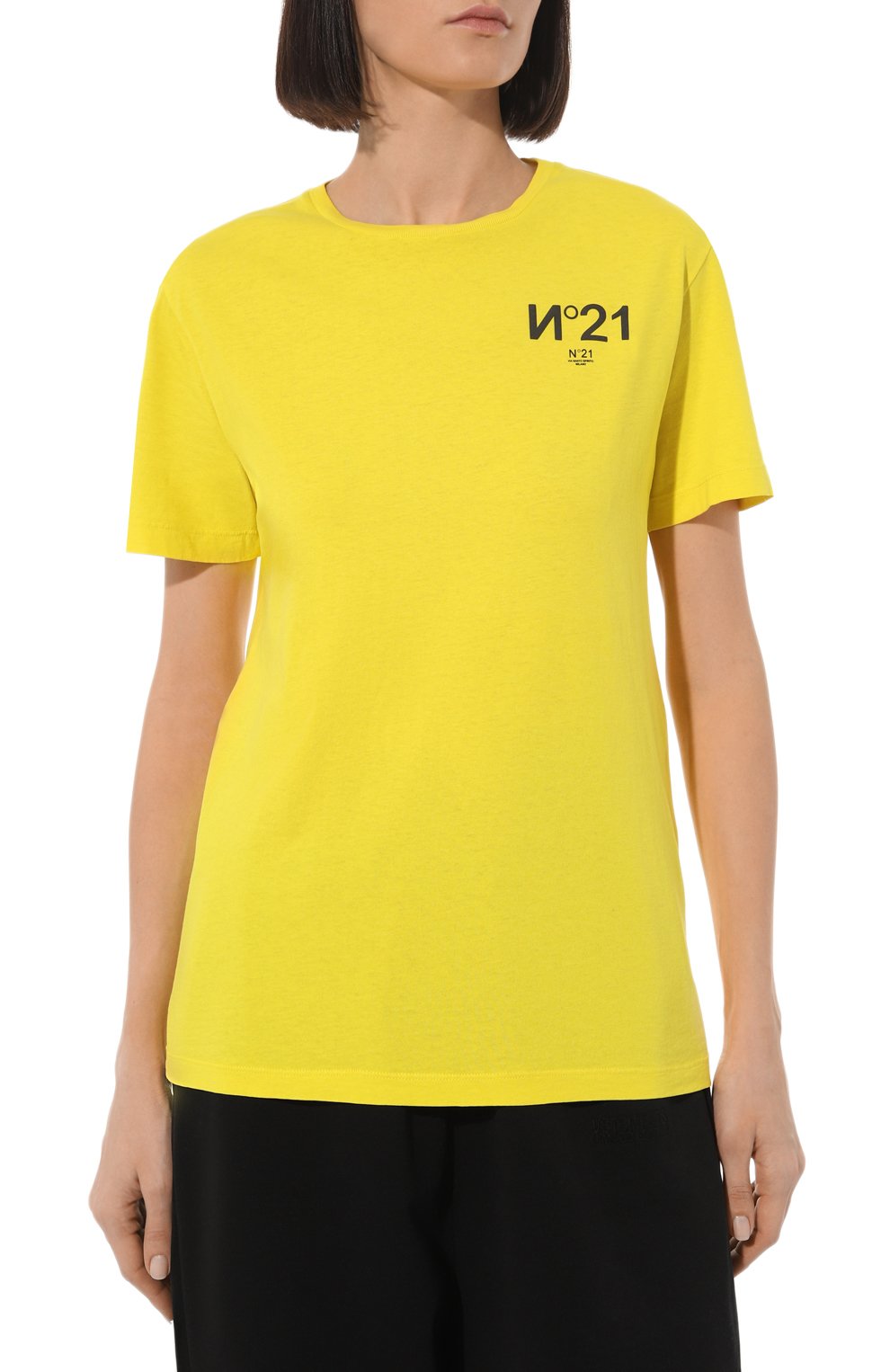 Женская хлопковая футболка N21 желтого цвета, арт. N2M/F051/6331 | Фото 3 (Рукава: Короткие; Длина (для топов): Стандартные; Принт: С принтом; Материал внешний: Хлопок; Женское Кросс-КТ: Футболка-одежда; Стили: Кэжуэл)