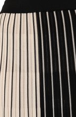 Женская плиссированная юбка MRZ черно-белого цвета, арт. S23-0090 | Фото 5 (Стили: Гламурный; Кросс-КТ: Трикотаж; Женское Кросс-КТ: Юбка-одежда; Длина Ж (юбки, платья, шорты): Миди; Материал внешний: Вискоза)