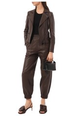 Женская кожаная куртка SIMONETTA RAVIZZA темно-коричневого цвета, арт. JA171L1 | Фото 2 (Кросс-КТ: Куртка; Рукава: Длинные; Стили: Гранж; Материал подклада: Синтетический материал; Материал внешний: Натуральная кожа; Женское Кросс-КТ: Замша и кожа; Длина (верхняя одежда): Короткие)