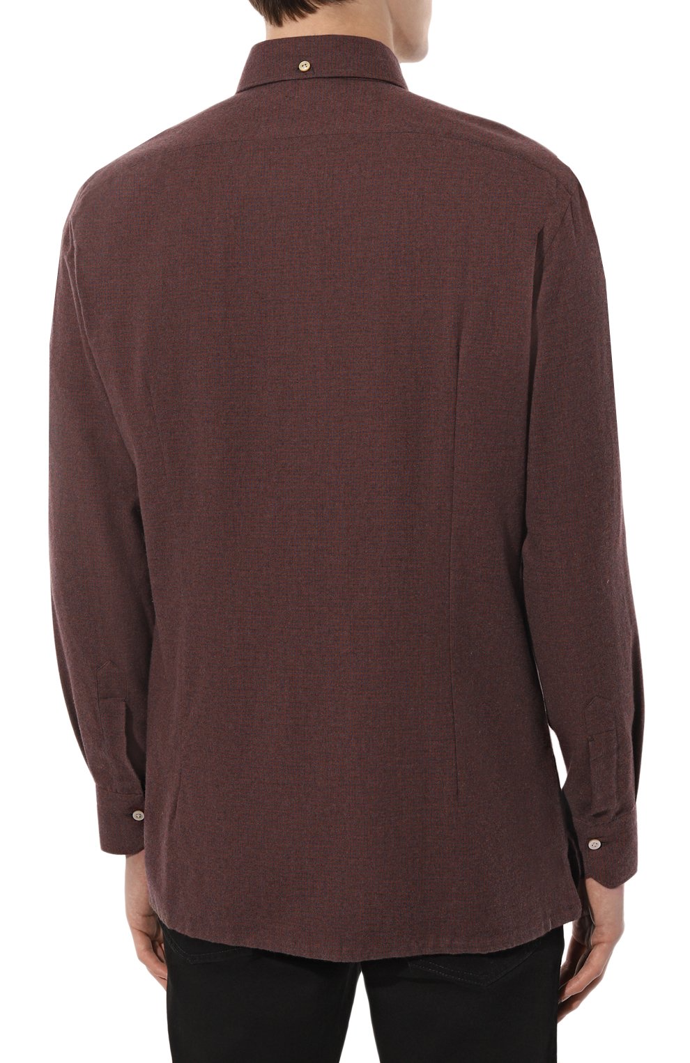 Мужская хлопковая рубашка KITON светло-коричневого цвета, арт. UMCCIR0H0825709 | Фото 4 (Манжеты: На пуговицах; Воротник: Button down; Рукава: Длинные; Рубашки М: Regular Fit; Случай: Повседневный; Длина (для топов): Стандартные; Материал внешний: Хлопок; Принт: Однотонные; Стили: Кэжуэл)