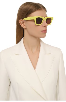 Женские солнцезащитные очки JACQUEMUS желтого цвета, арт. LES LUNETTES N0CI0 YELL0W | Фото 2 (Тип очков: С/з; Оптика Гендер: оптика-женское; Очки форма: Квадратные)