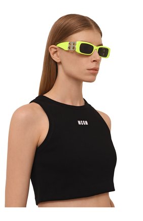 Женские солнцезащитные очки BALENCIAGA желтого цвета, арт. BB0096S 008 | Фото 2 (Тип очков: С/з; Оптика Гендер: оптика-женское; Очки форма: Прямоугольные)