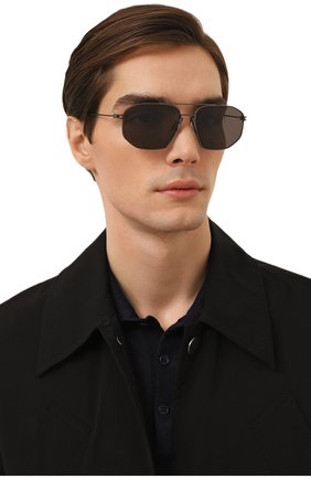 Мужские солнцезащитные очки MCQ черного цвета, арт. MQ0369S 001 | Фото 2 (Тип очков: С/з; Материал: Металл; Кросс-КТ: С/з-мужское; Оптика Гендер: оптика-мужское; Очки форма: Авиаторы)