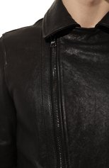 Мужская кожаная куртка BARBED черного цвета, арт. E23-KI0D0B | Фото 5 (Кросс-КТ: Куртка; Рукава: Длинные; Мужское Кросс-КТ: утепленные куртки, Кожа и замша; Материал внешний: Натуральная кожа; Длина (верхняя одежда): Короткие; Материал подклада: Вискоза; Стили: Кэжуэл)