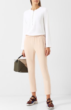 Женские брюки STELLA MCCARTNEY светло-бежевого цвета по цене 56950 руб., арт. 358300/SCA06 | Фото 2 Женские брюки STELLA MCCARTNEY светло-бежевого цвета, арт. 358300/SCA06 | Фото 2 (Материал внешний: Синтетический материал, Вискоза; Статус проверки: Проверено, Проверена категория; Женское Кросс-КТ: Брюки-одежда; Длина (брюки, джинсы): Укороченные)