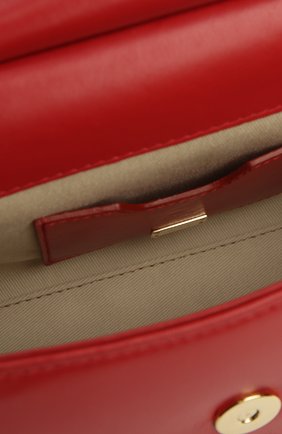Женская сумка sicily small с прорезной вышивкой и зеркалом DOLCE & GABBANA красная цвета, арт. 0116/BB6003/AT414 купить в ЦУМ | Фото №7 Сумка Sicily small с прорезной вышивкой и зеркалом Dolce & Gabbana красная цвета | Фото №7